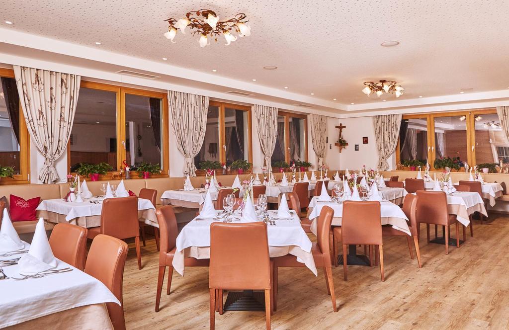 Johanneshof - Dein MOUNTAIN Wohlfühlhotel Saalbach-Hinterglemm Exterior foto