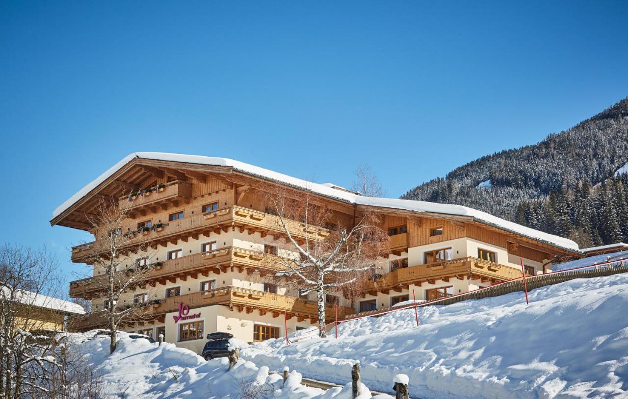 Johanneshof - Dein MOUNTAIN Wohlfühlhotel Saalbach-Hinterglemm Exterior foto